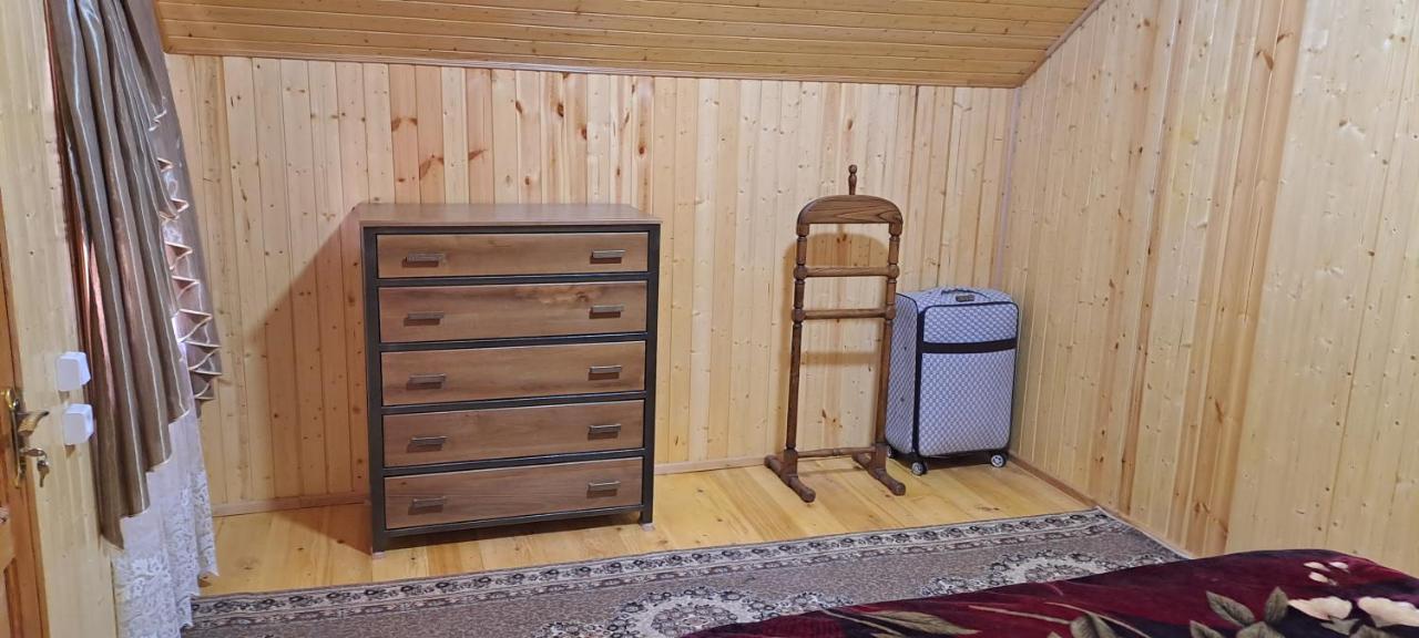 Guest House Lailashi Surmushi Екстер'єр фото