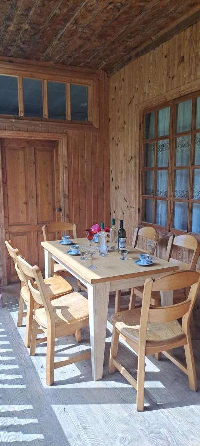 Guest House Lailashi Surmushi Екстер'єр фото